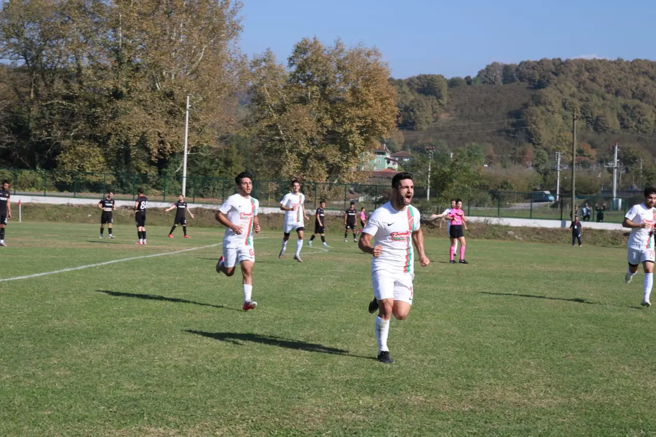 Haber: Hendek Dereköyspor Fark Attı - Galeri-3