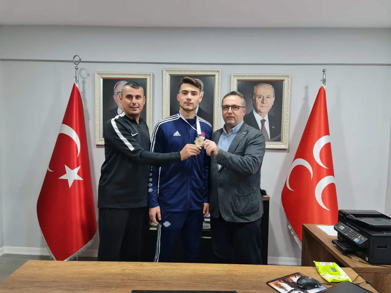 Haber: MHP Hendek Dünya Şampiyonunu Ağırladı - Galeri-1