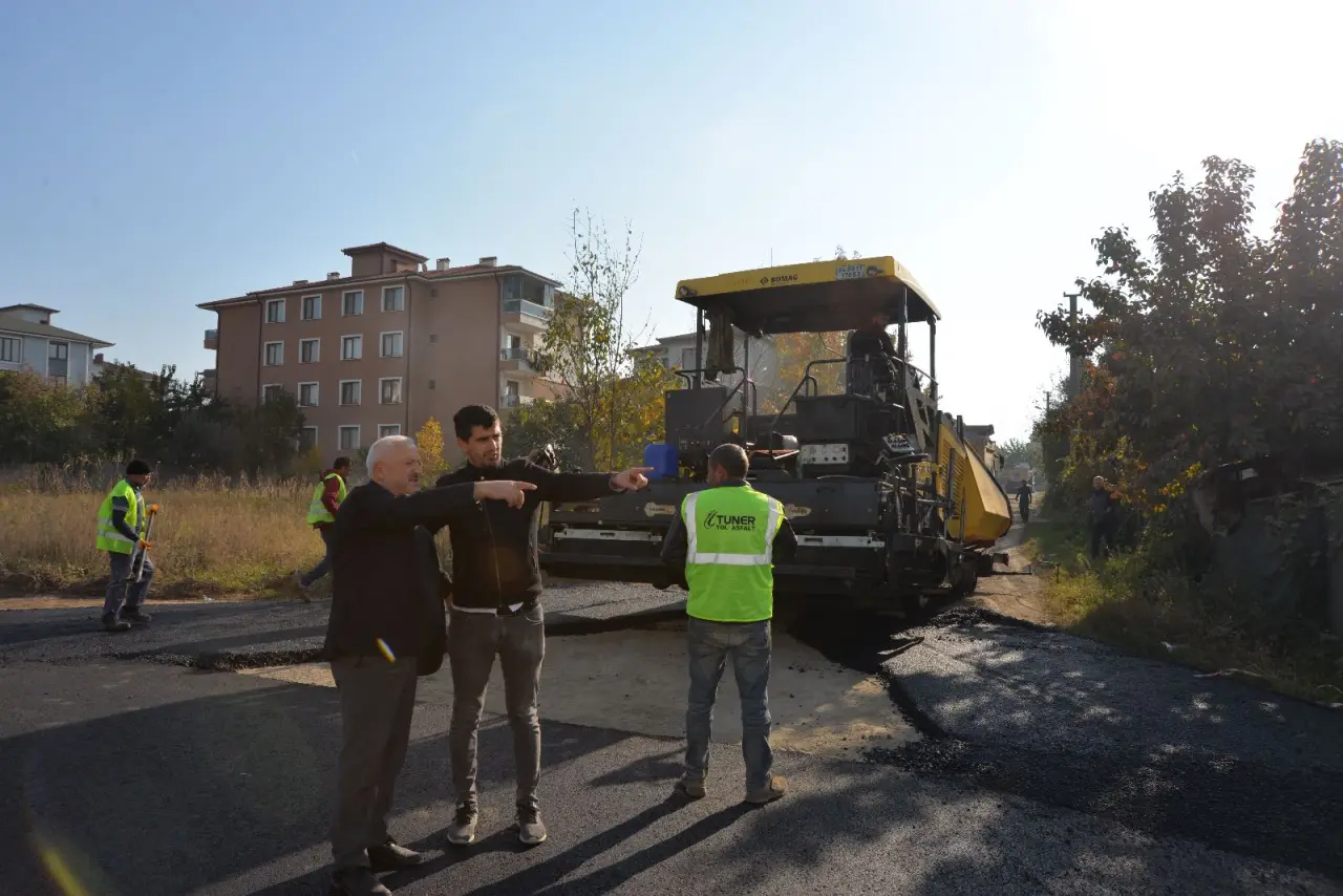 Haber: Yenimahalle Ve Köprübaşı Sokaklarına Sıcak Asfalt - Galeri-2