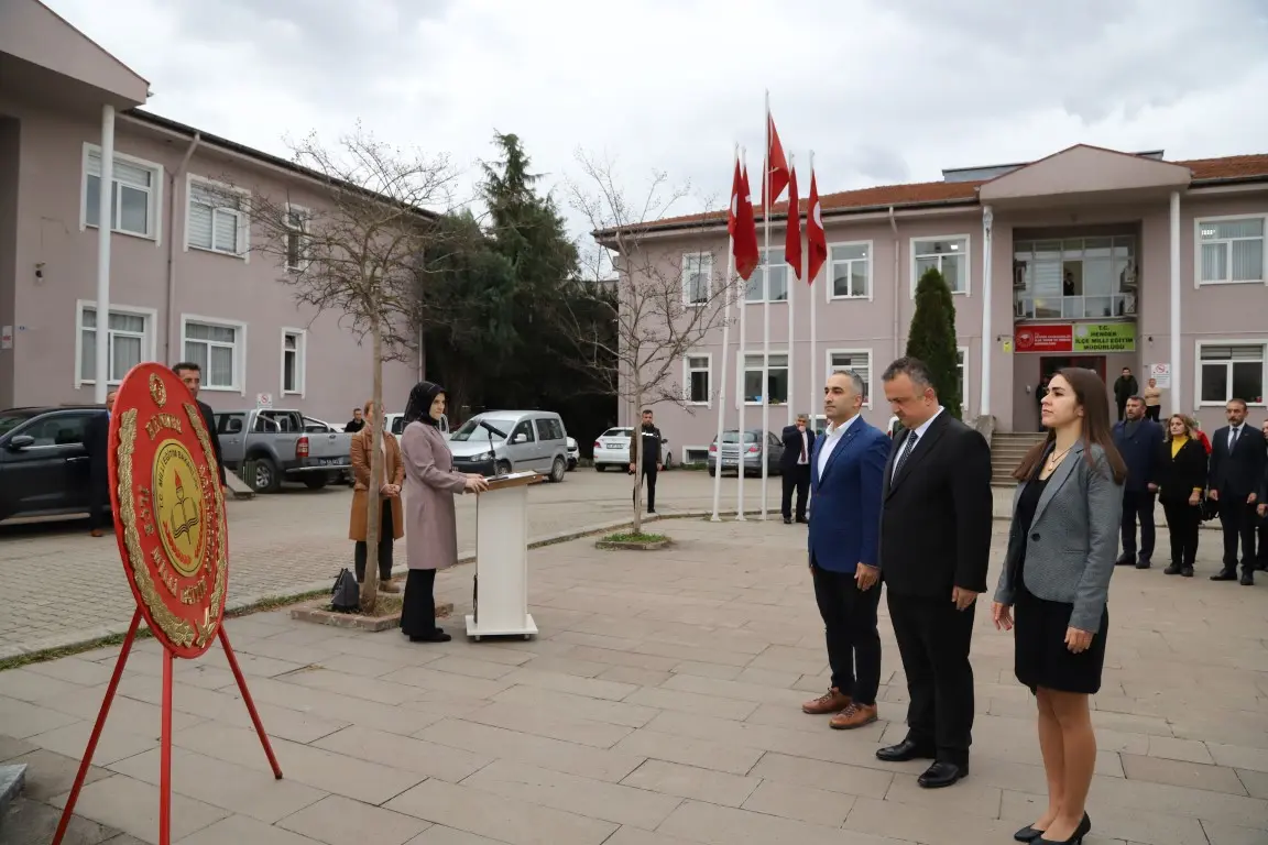 Haber: 24 Kasım Öğretmenler Günü Hendek’te Törenle Kutlandı - Öne Çıkan