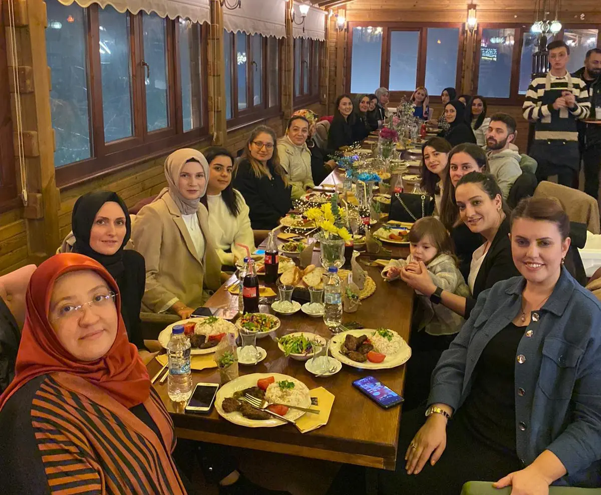 Haber: BÜYÜK İMGE AİLESİ YEMEKTE BULUŞTU - Galeri-2