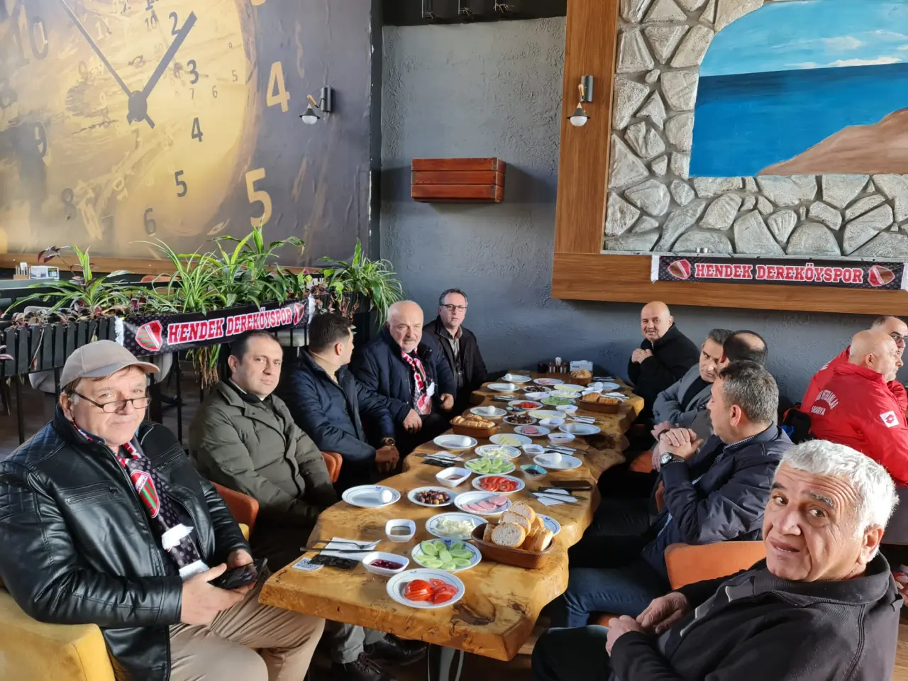 Haber: Hendek Dereköyspor’dan Kahvaltı - Galeri-1