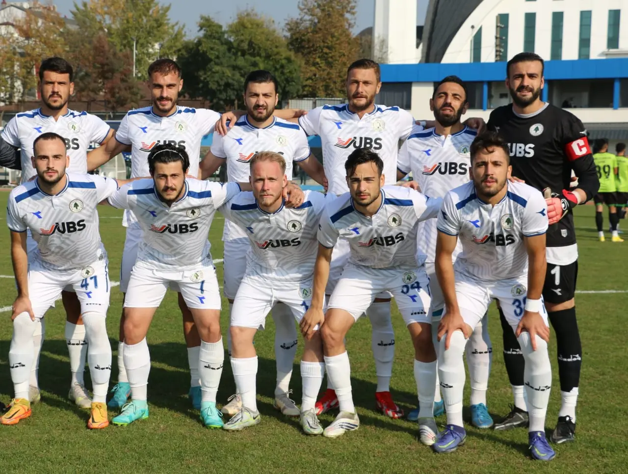 Haber: Hendekspor o İsmi süresiz kadro dışı bıraktı - Öne Çıkan