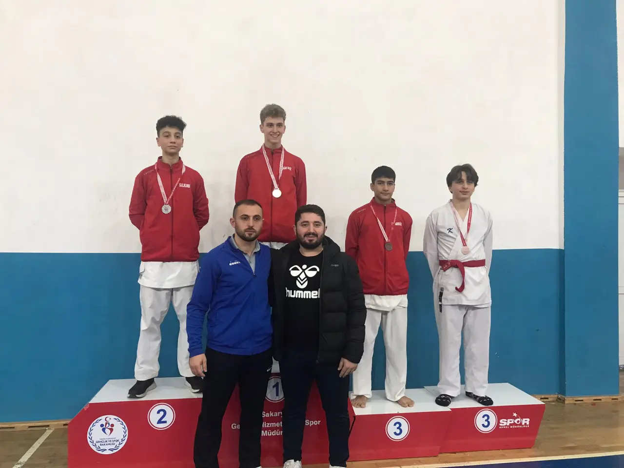 Haber: Hendek Belediyesi Karate Takımı Başarılarına Başarı Eklemeye Devam Ediyor - Galeri-2