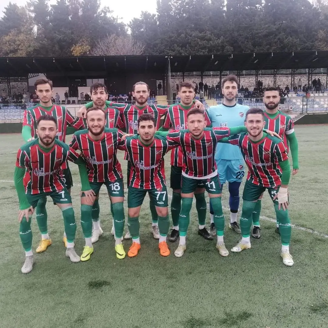 Haber: Küçük Çekmece Sinopspor 2 Hendek Dereköyspr 0 - Öne Çıkan