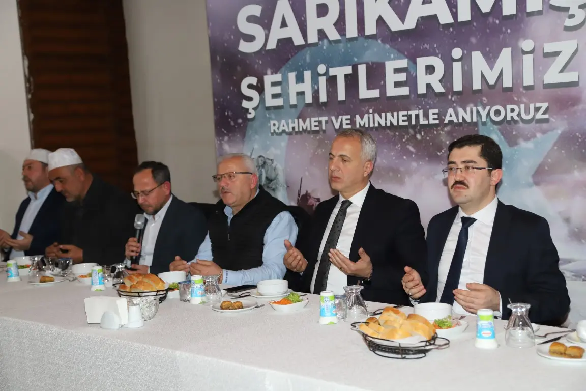 Haber: BAŞKAN BABAOĞLU BAYRAKTEPE’DE ŞEHİT AİLELERİYLE BİR ARAYA GELDİ - Galeri-1