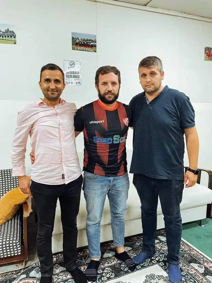 Haber: HACIKIŞLASPOR’DA İMZALAR ATILDI - Galeri-2