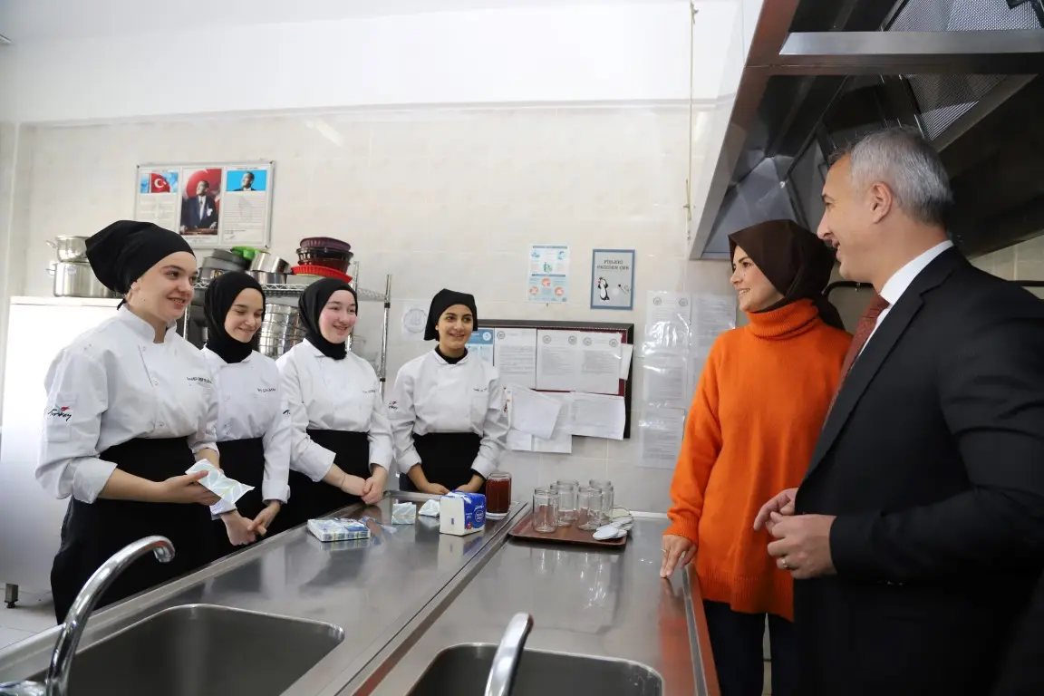 Haber: KAZANLAR BU KEZ HAYIR İÇİN KAYNATILDI - Galeri-1