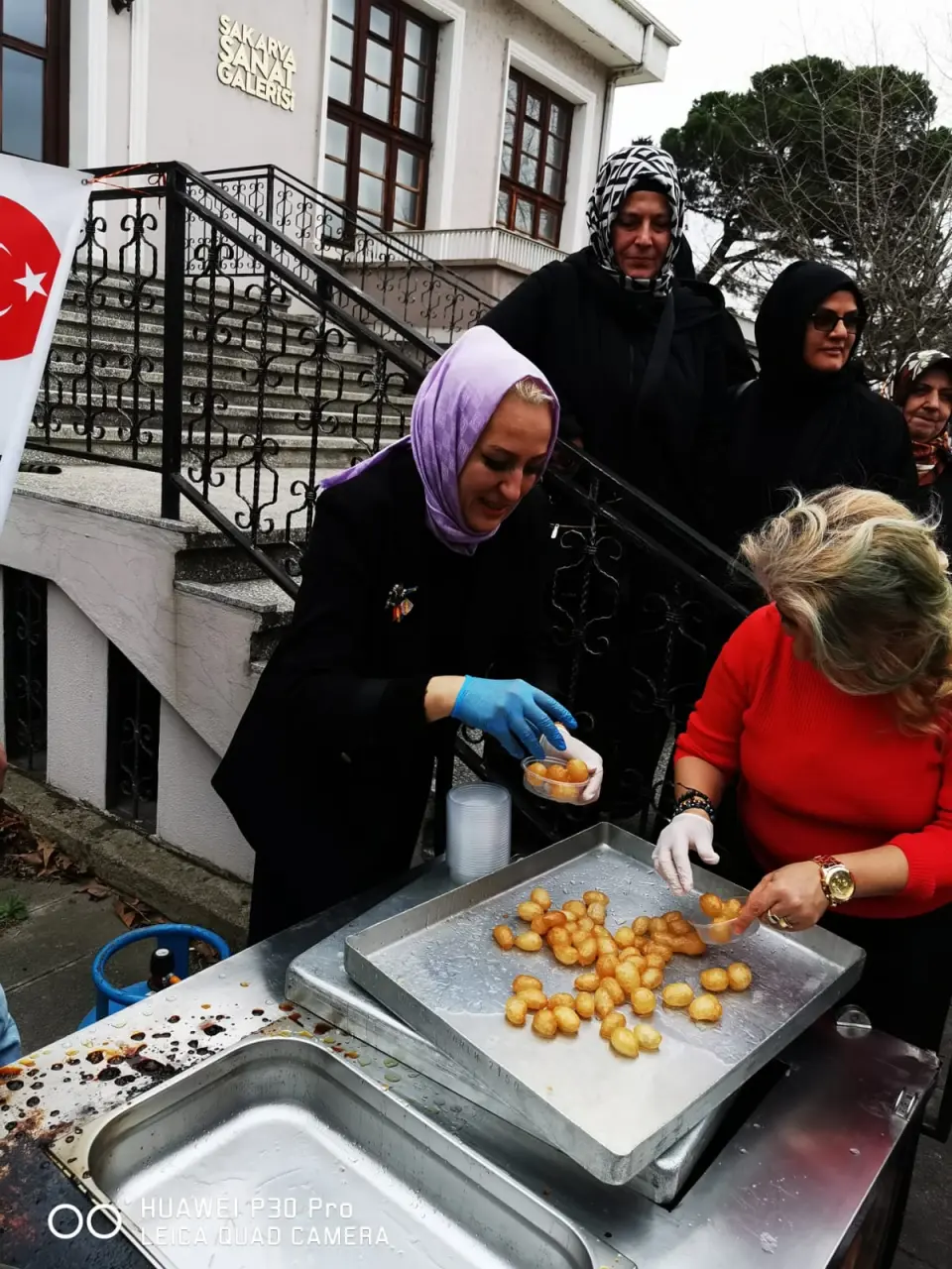 Haber: Engelliler lokma dağıttı - Galeri-2