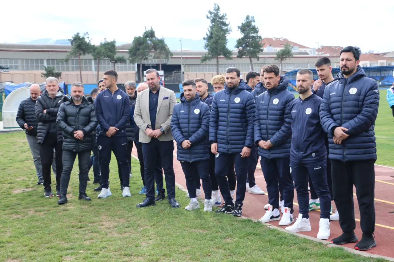 Haber: Hendekspor ikinci yarı öncesi Kurban kesti - Galeri-2