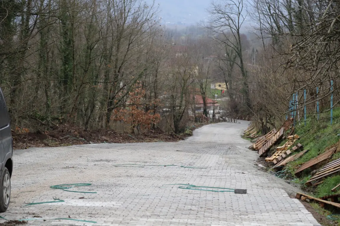 Haber: Sarıyer’de 5 Ayrı Sokak Kilit Parke Yolla Buluştu - Galeri-1