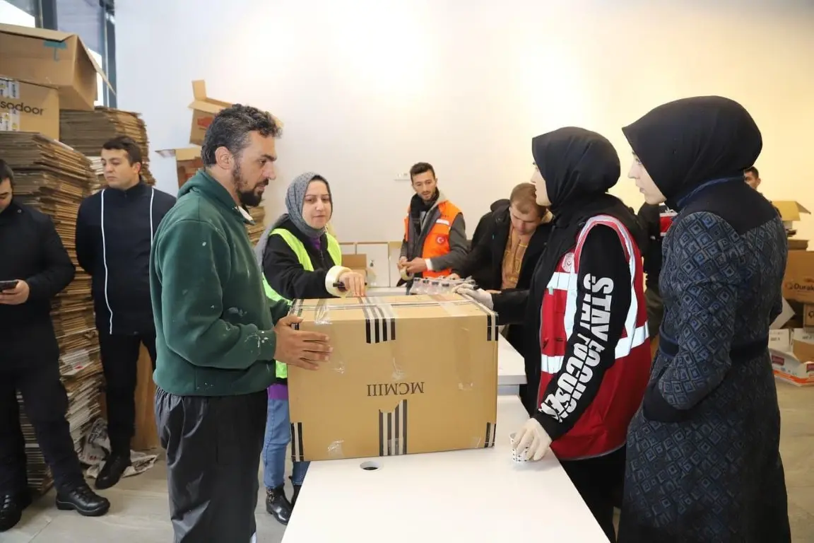 Haber: AFETZEDELERE YARDIM KORİDORU - Galeri-1