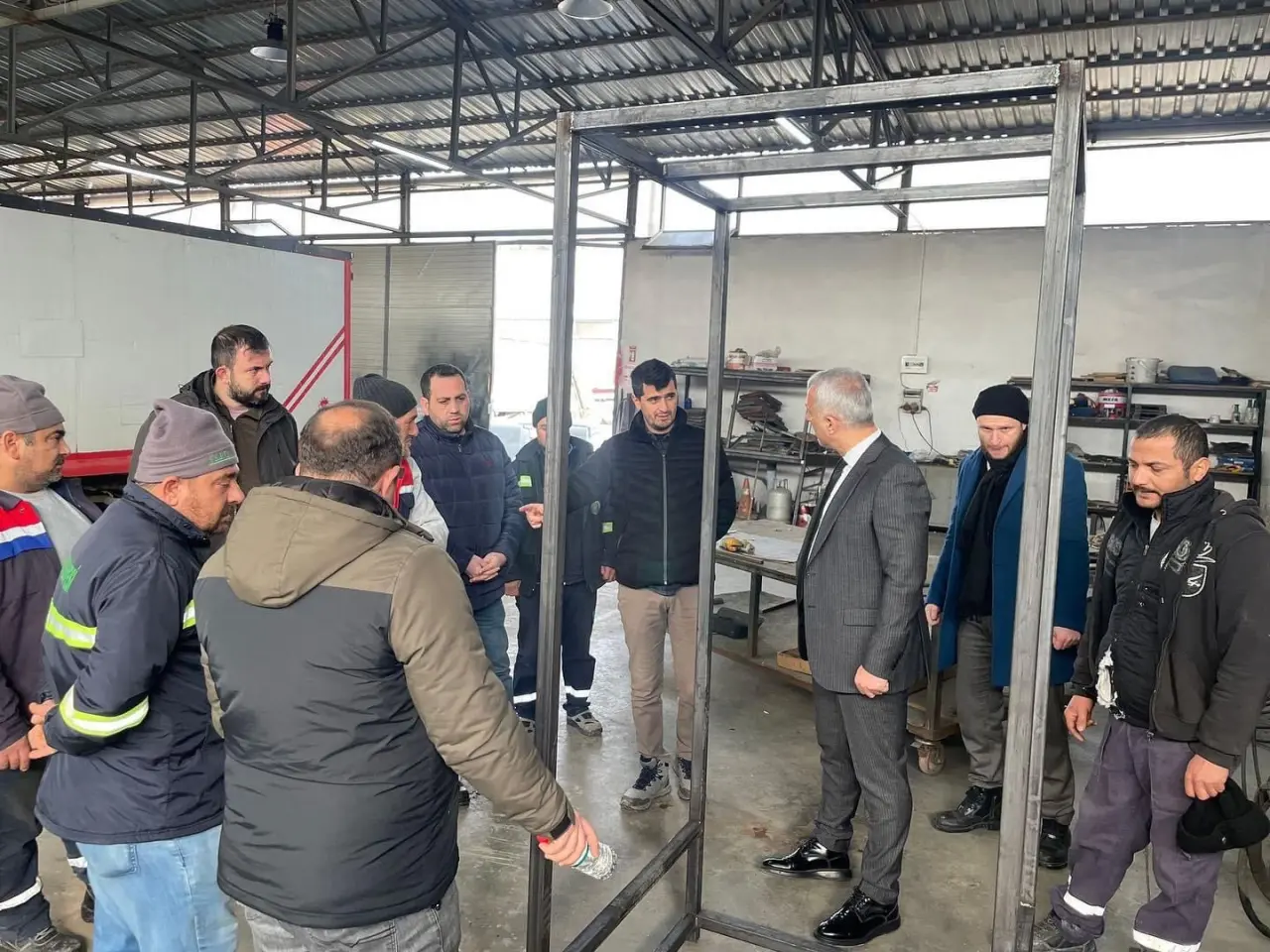 Haber: DEPREM BÖLGESİNE TUVALET VE BANYO HENDEK’TEN - Öne Çıkan