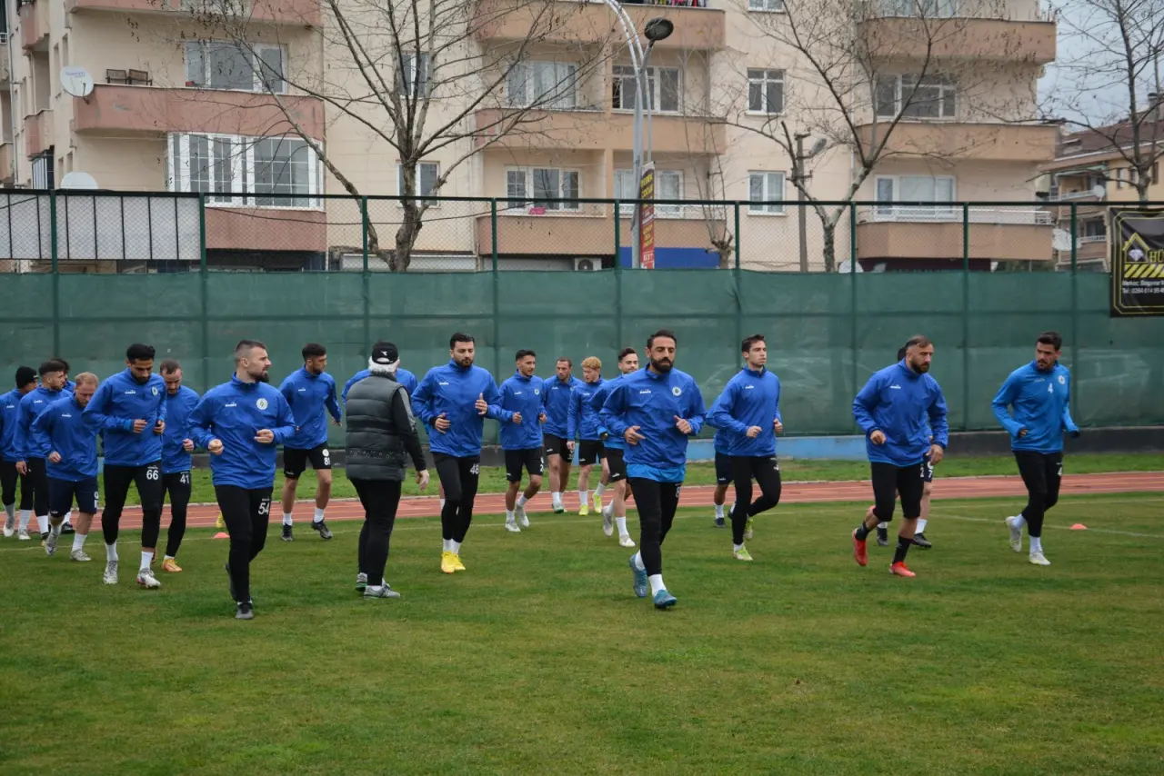 Haber: Hendekspor Arifiye Kalaycı maçının hazırlıklarını tamamladı - Öne Çıkan