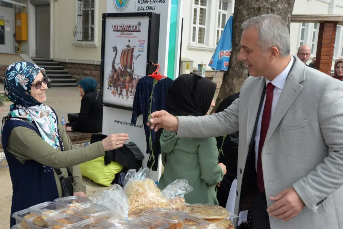 Haber: Hendek Belediyesinden 3.kadın dayanışma etkinliği - Öne Çıkan