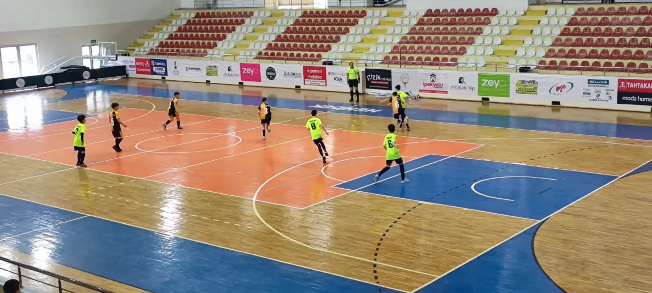 Haber: Futsal Turnuvası Başladı - Öne Çıkan