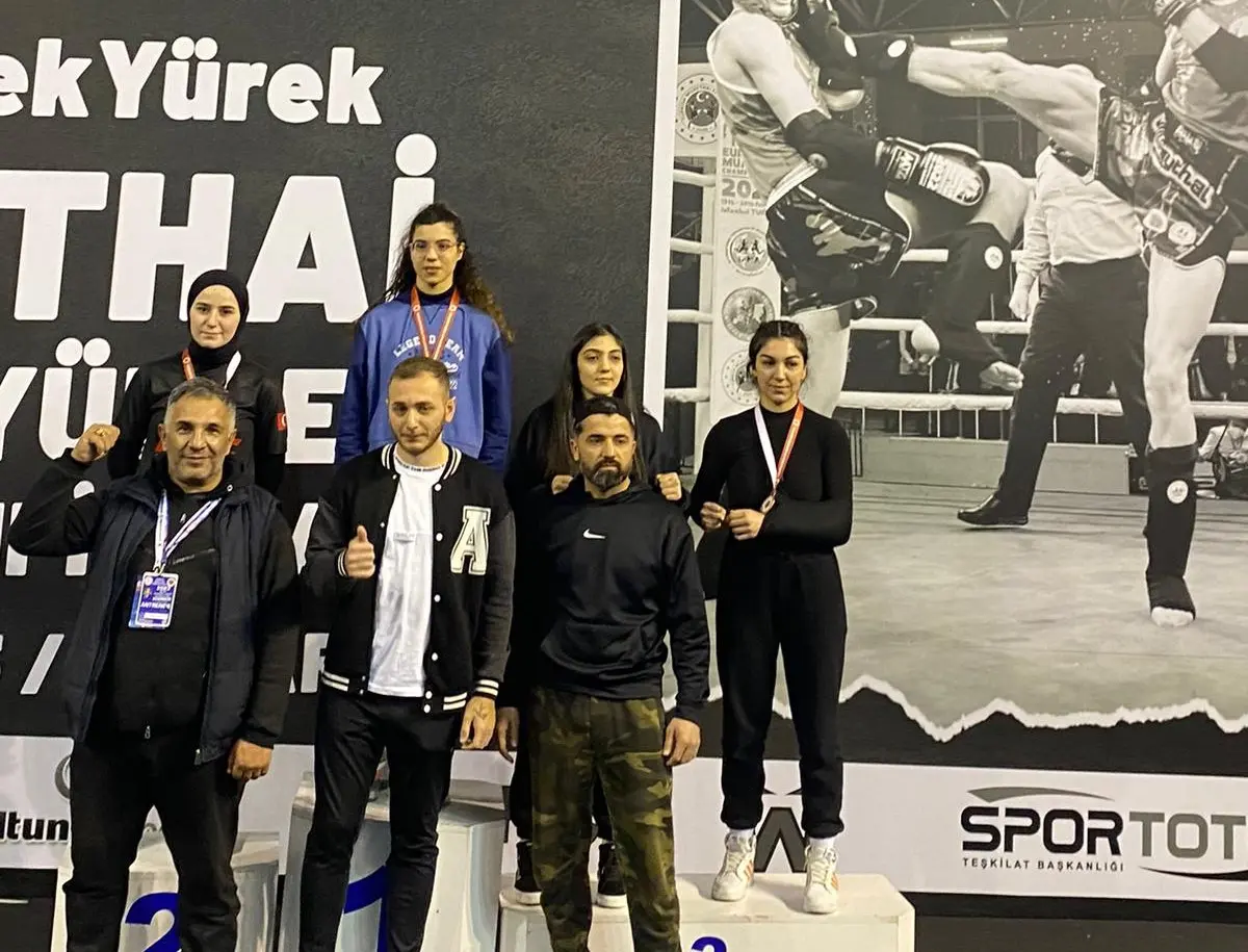 Haber: Tek Yürek Türkiye Muay Thai Elitler Türkiye Şampiyonasında Hendek Farkı - Galeri-1