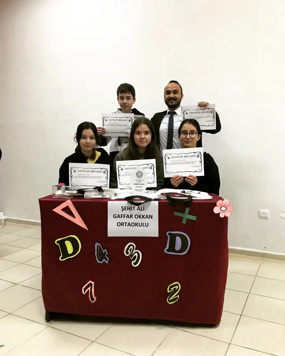 Haber: Matematikte Şampiyon Gaffar Okkan Ortaokulu - Galeri-2