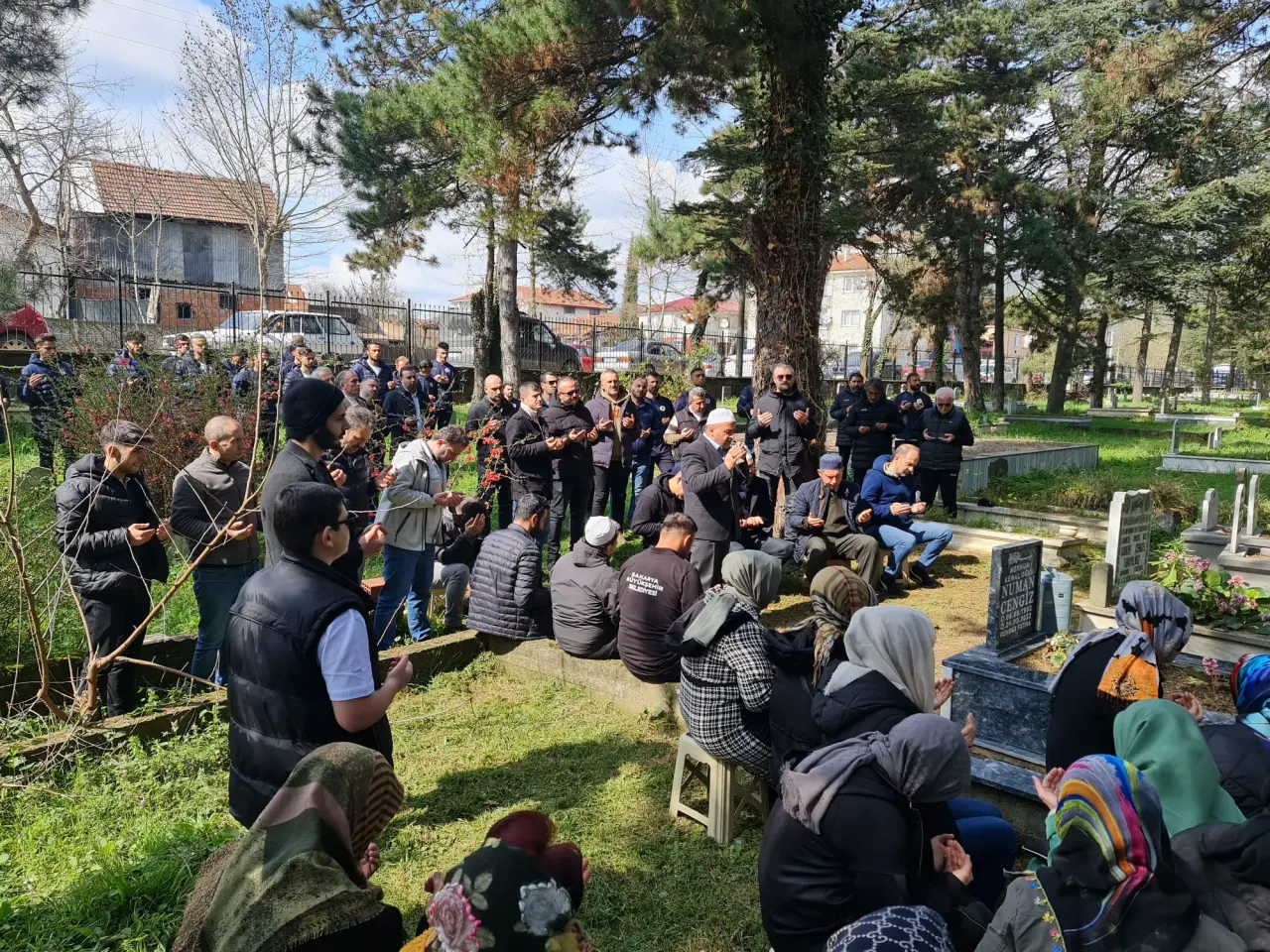 Haber: Kaptan Numan Kabri Başında dualarla yad edildi - Galeri-2
