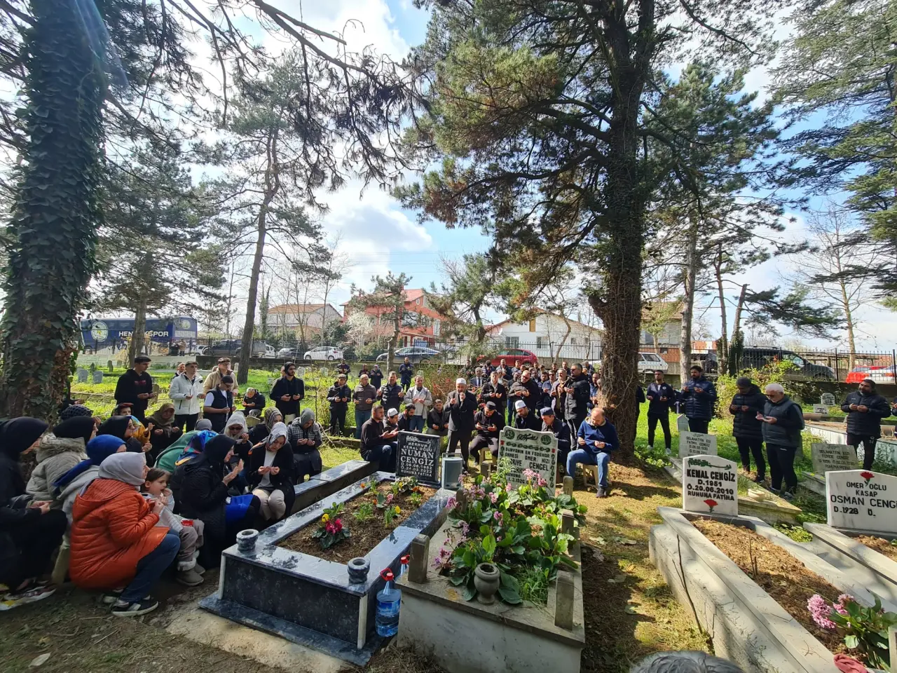 Haber: Kaptan Numan Kabri Başında dualarla yad edildi - Galeri-3