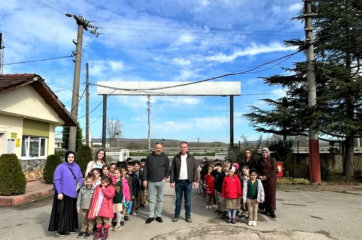 Haber: Akova Çamlıca Öğrencilerinden Fidanlık ziyareti - Galeri-2