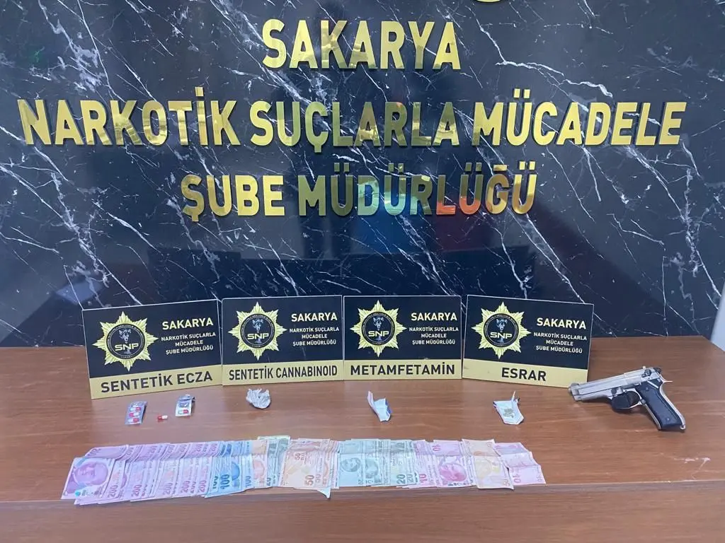 Haber: Zehir tacirlerine darbe, 9 tutuklama - Galeri-1