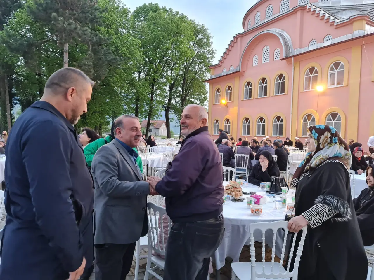 Haber: Süleymaniye Mahallesi iftarda buluştu - Galeri-3