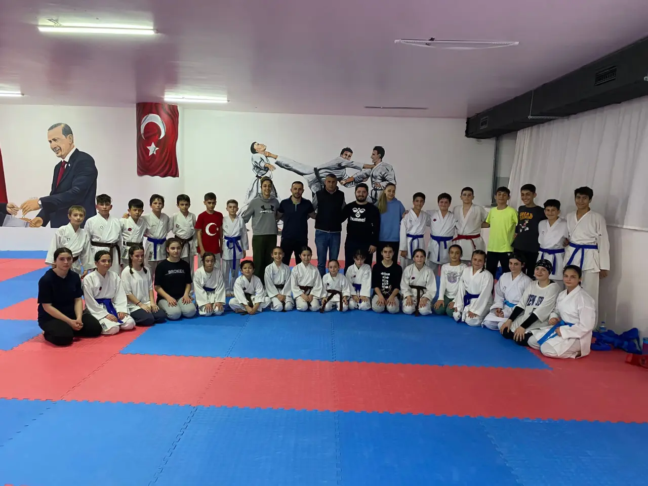 Haber: Hendekli Karateciler Denizli’ye gidiyor - Galeri-1