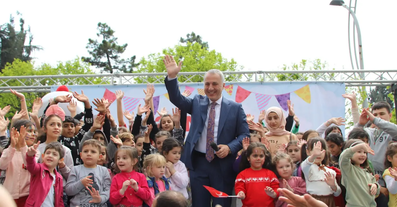 Haber: Hendekli Çocukların Çifte Bayram Sevinci - Öne Çıkan