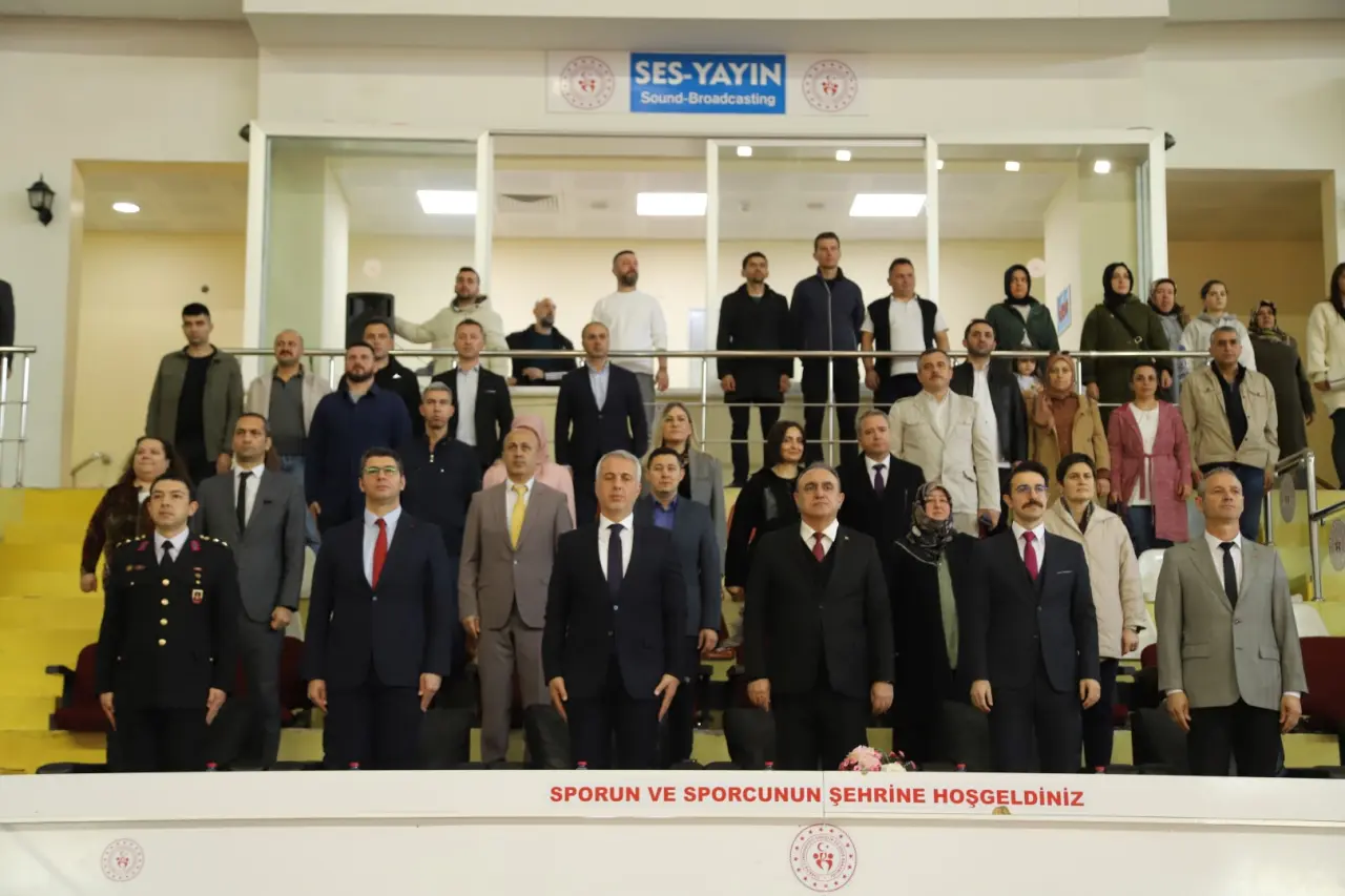 Haber: SALONDA 23 NİSAN ÇOŞKUSU - Galeri-3