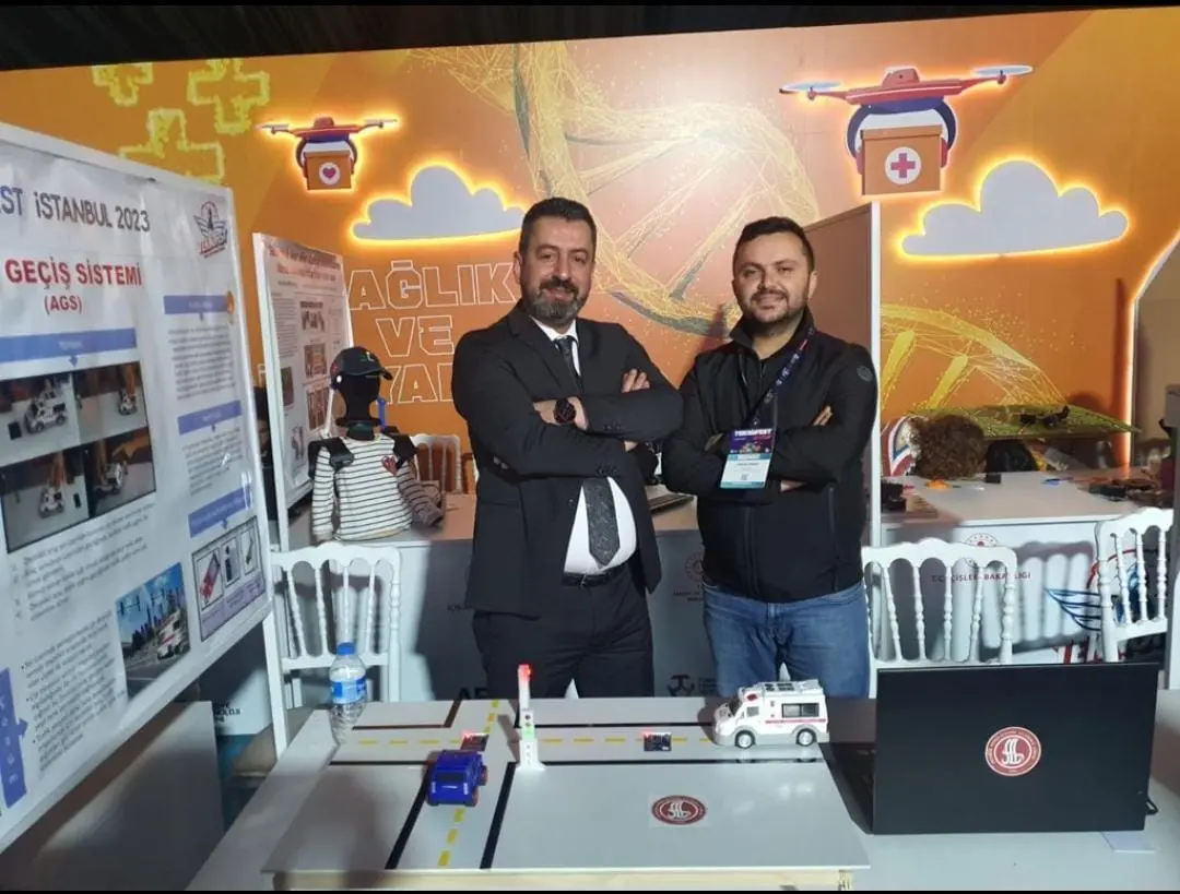 Haber: HENDEK ATİKE HANIM ANADOLU LİSESİ TEKNOFESTTE - Galeri-1