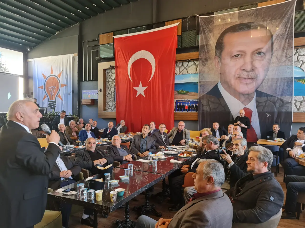 Haber: İnci Muhtarlarla bir araya geldi - Galeri-4