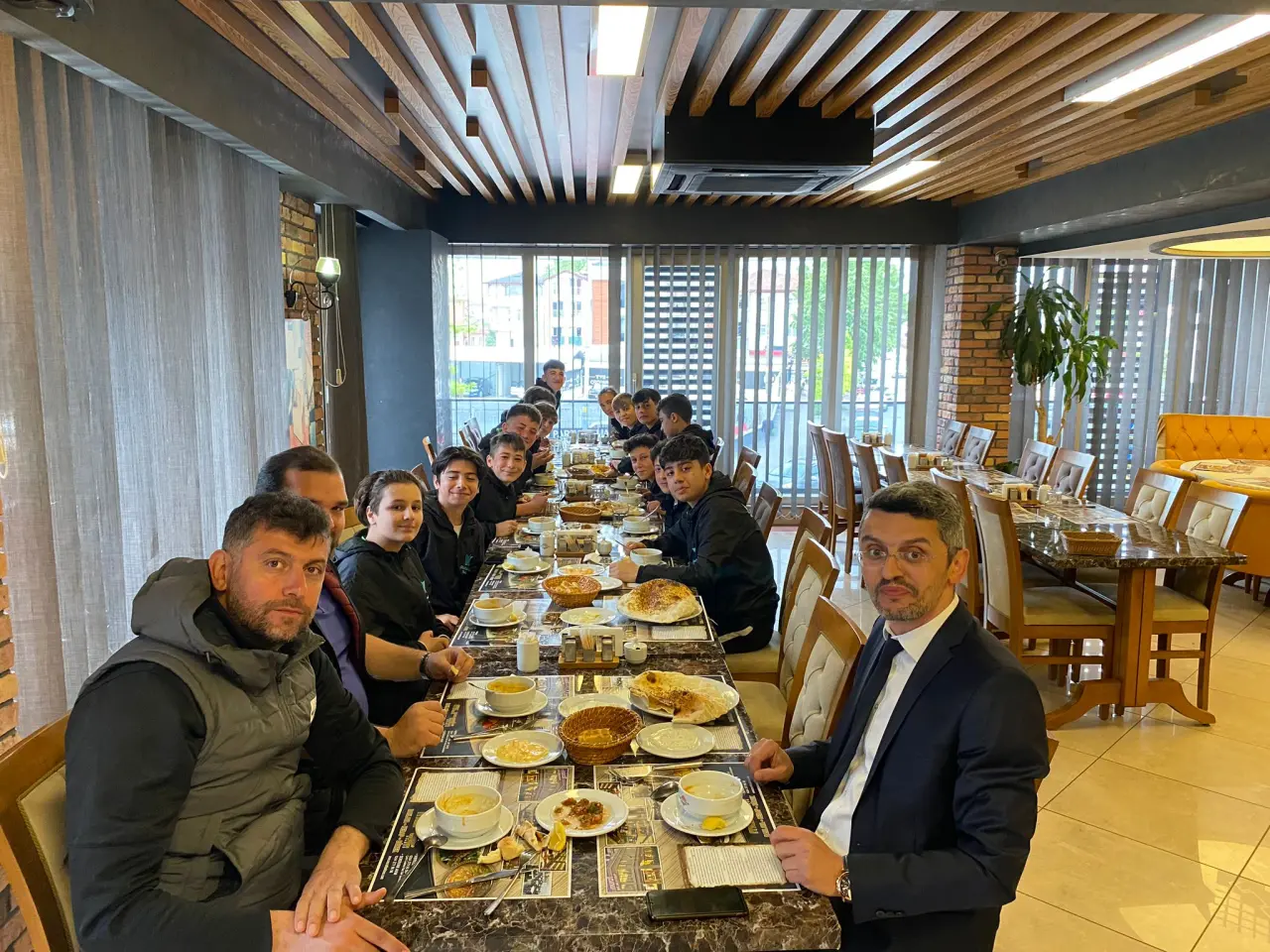 Haber: Şehit Mahmutbey Ortaokulu Yarı Finallerde - Galeri-1