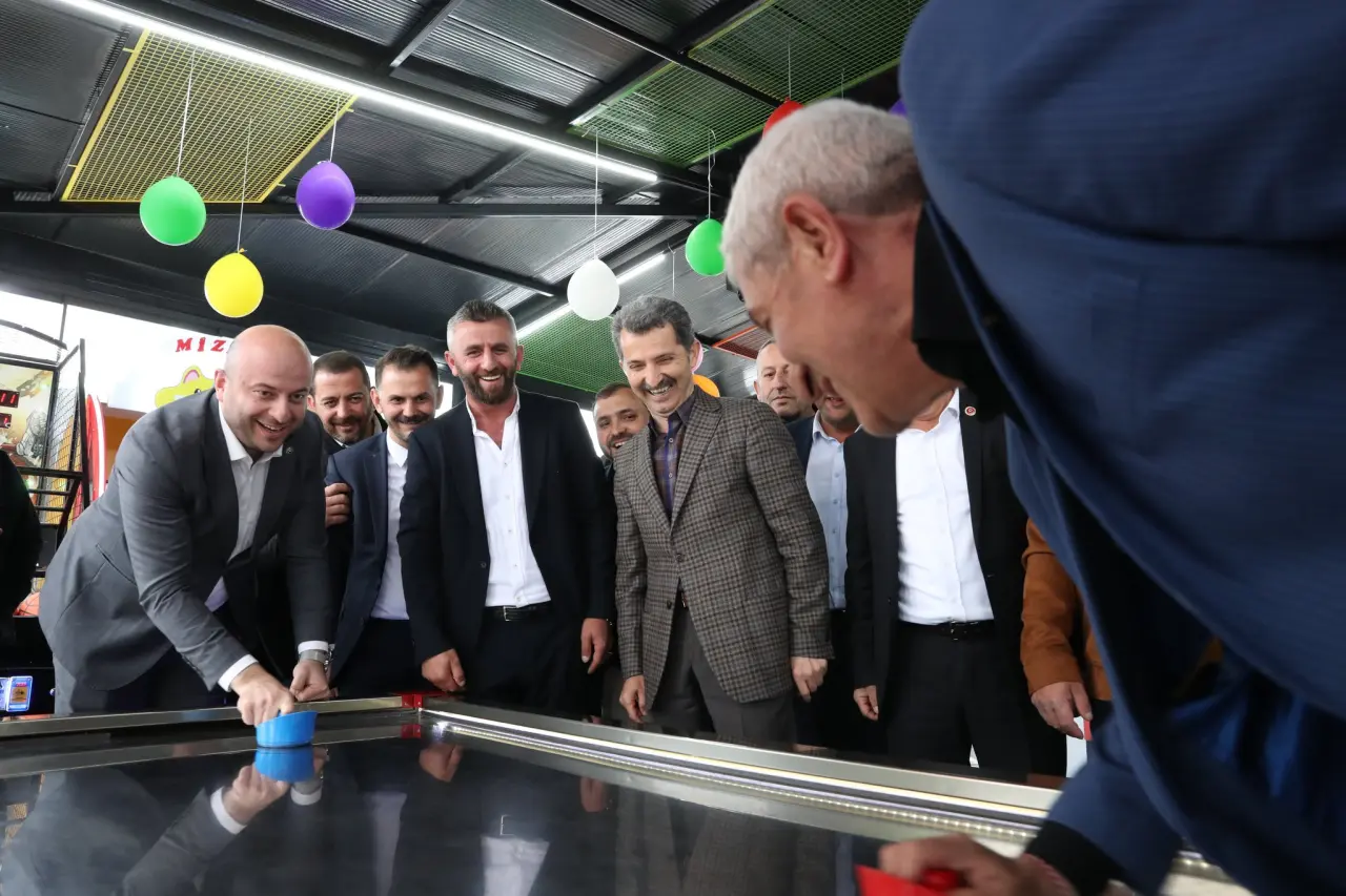 Haber: MHP’li Alkaş, CHP İlçe Başkanını mağlup etti - Öne Çıkan