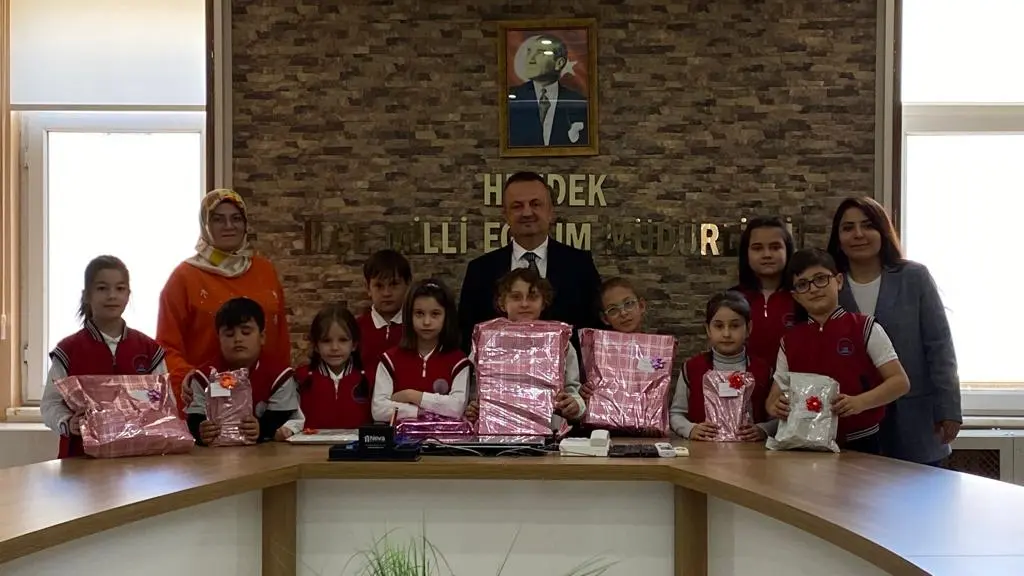 Haber: Trafikte Parlayan Yıldızlar Projesi - Galeri-1