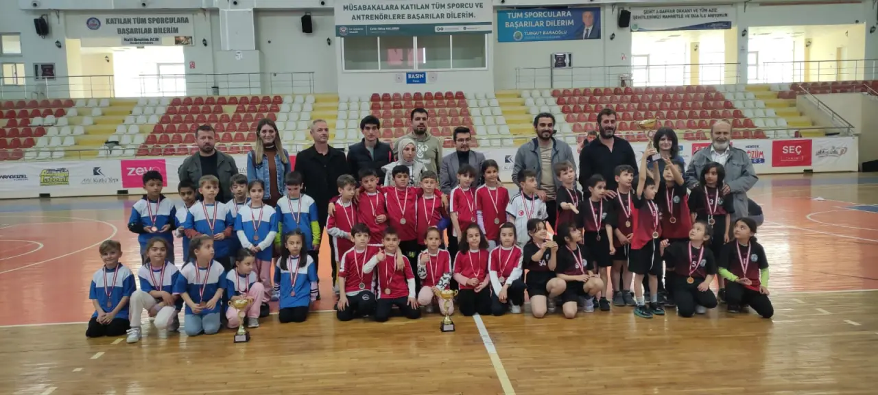 Haber: Çocuk Oyunları Yağ Satarım Bal Satarım - Öne Çıkan