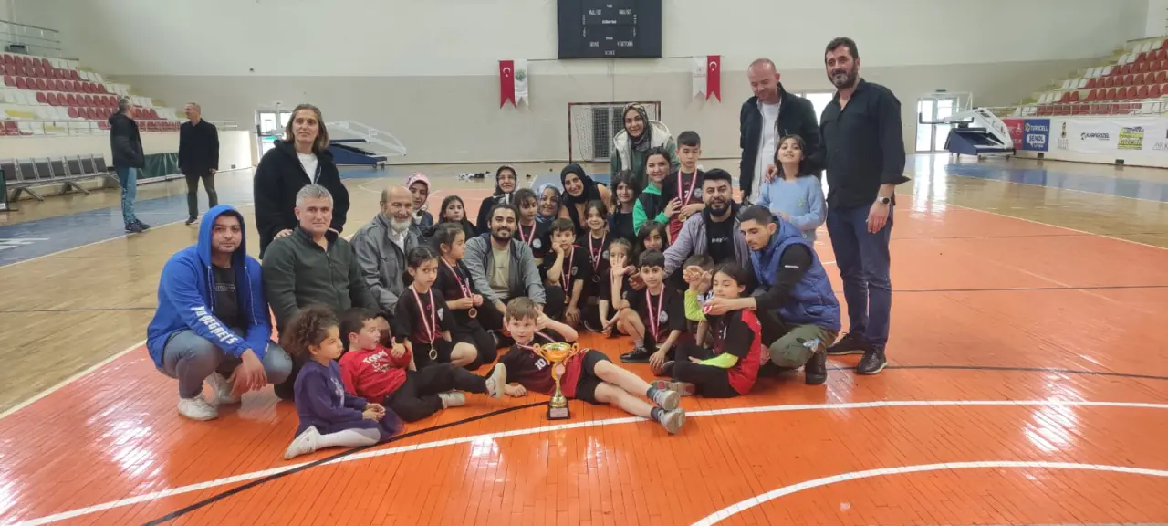 Haber: Çocuk Oyunları Yağ Satarım Bal Satarım - Galeri-1
