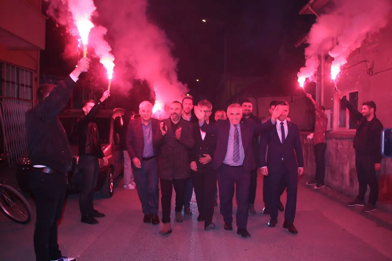 Haber: Adapazarı’nda Ali İnci Coşkusu - Öne Çıkan