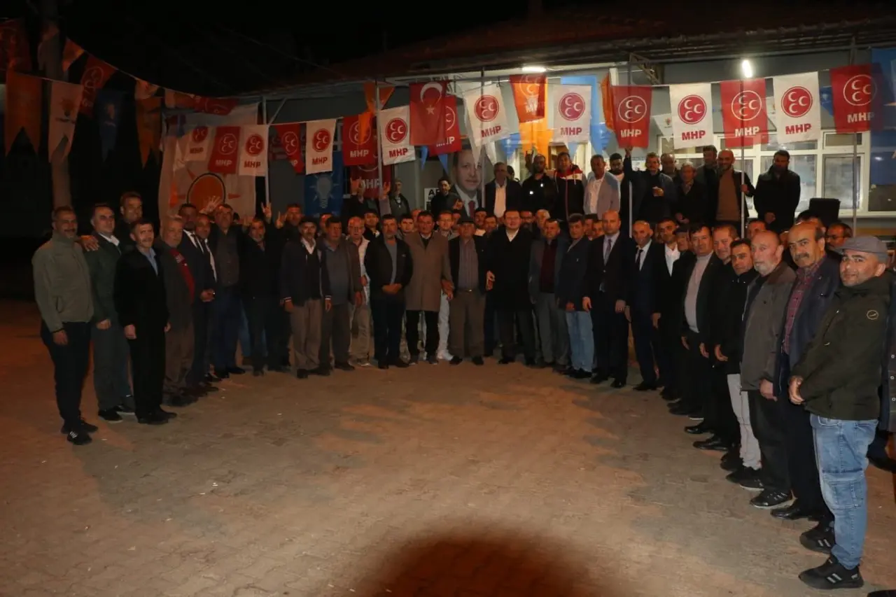 Haber: MHP’li Bülbül: Kılıçdaroğlu, Türkiye’yi çok ciddi sıkıntılara sokacak bir siyaset izlemektedir - Galeri-1