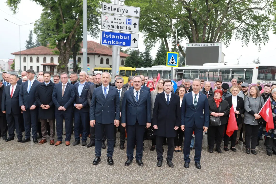 Haber: HENDEK´TE 19 MAYIS COŞKUSU - Galeri-4
