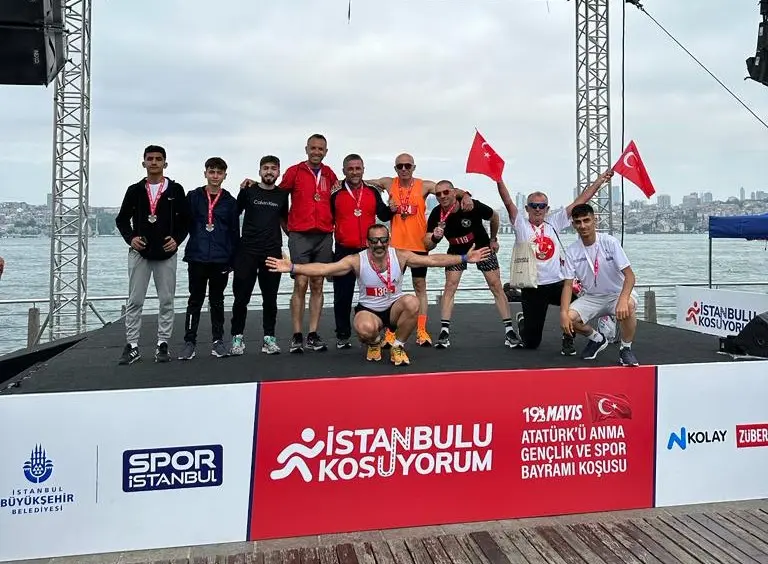 Haber: Hendek'li koşuseverlerden İstanbul çıkarması - Öne Çıkan