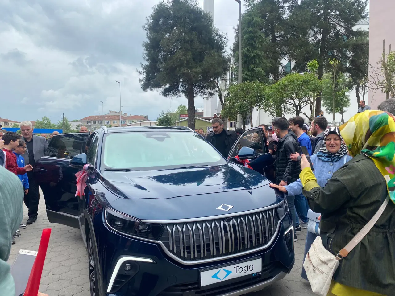 Haber: Hendek’te Yerli Otomobil Togg izdihamı - Galeri-4