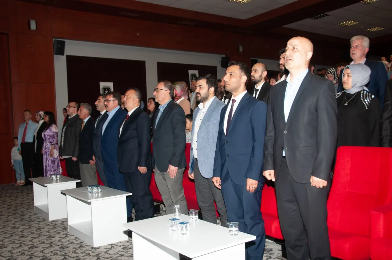 Haber: Orhangazi Anadolu Lisesi ilk mezunlarını verdi - Galeri-3