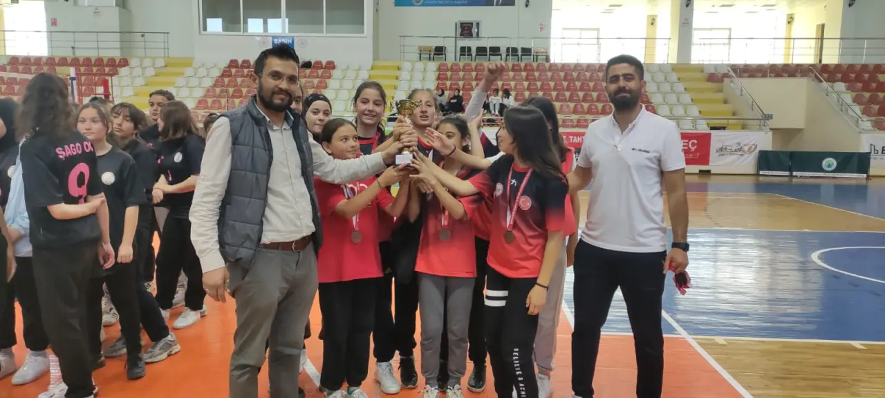 Haber: Voleybol Müsabakaları sona erdi - Galeri-1