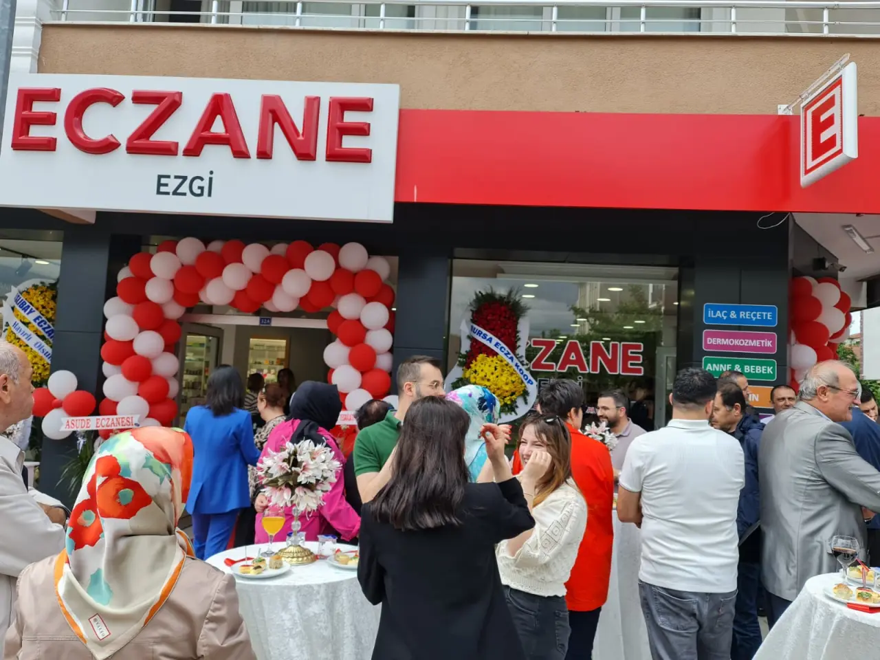 Haber: Ezgi Eczanesi Hizmete açıldı - Galeri-4