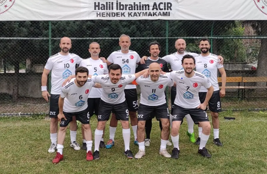 Haber: ZYZ Yapı Muhtarları Gol Yağmuruna tuttu - Öne Çıkan