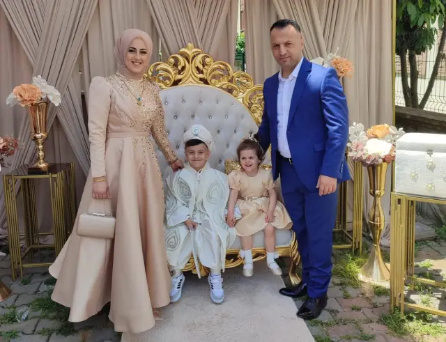 Ömer Asaf Delikanlı oldu