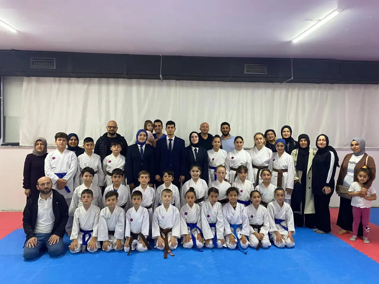 Haber: HENDEK’TE KUŞAK TERFİ HEYECANI - Galeri-2