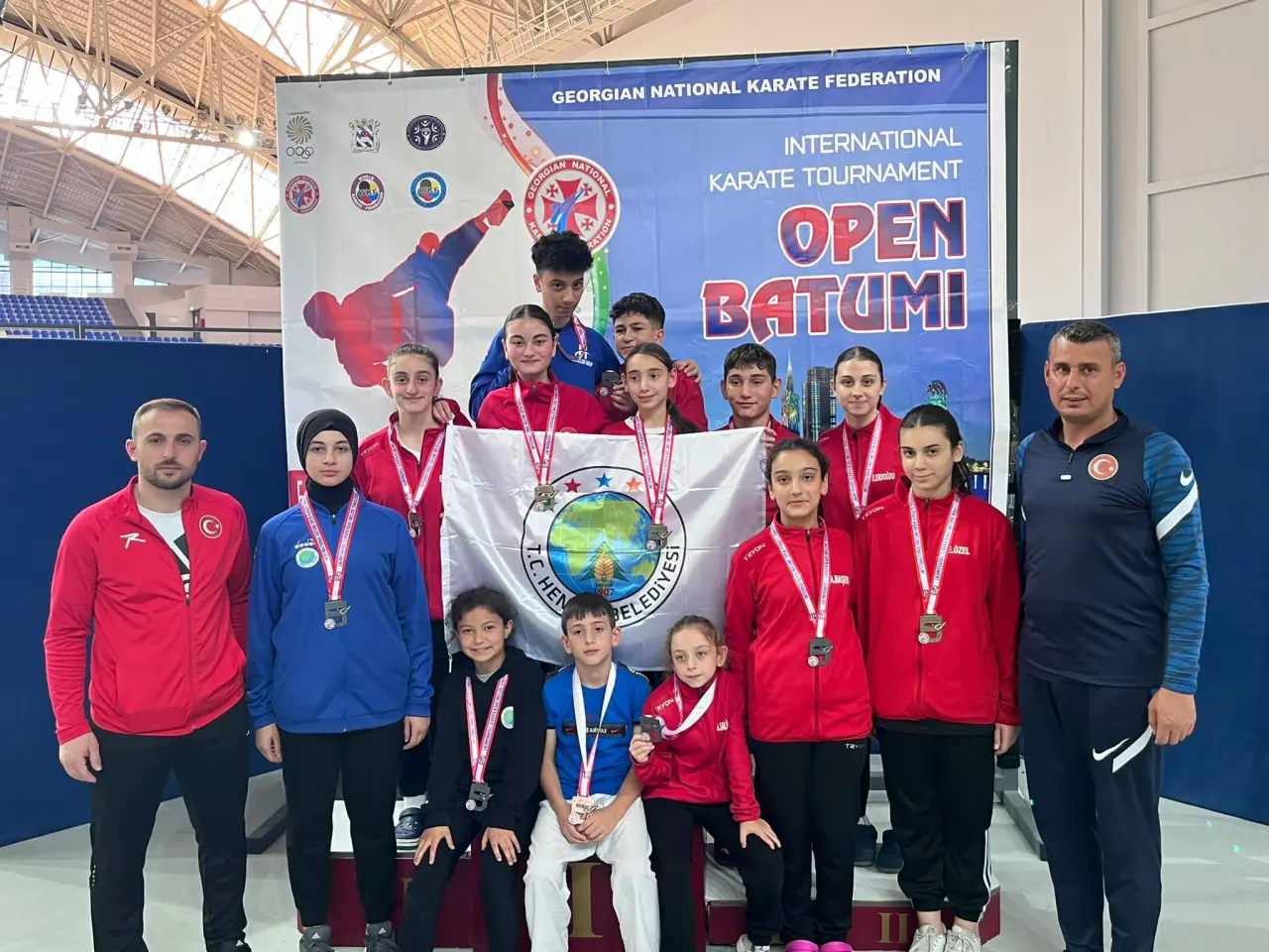 Haber: Hendekli Karateciler Batum’da Fırtına estirdi - Galeri-1