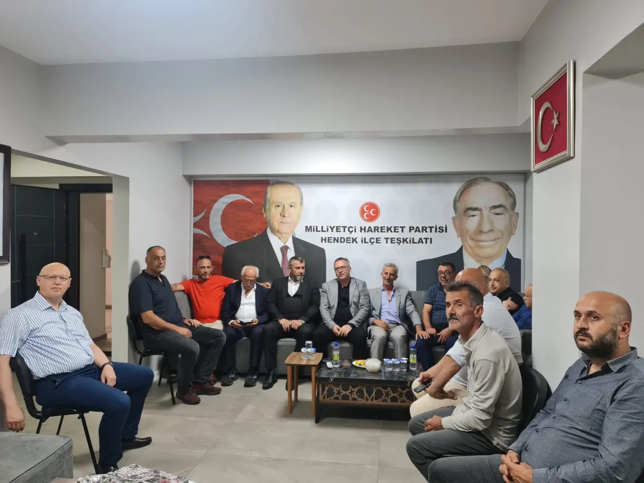 Haber: MHP Hendek Teşkilatı Bayramlaştı - Galeri-1